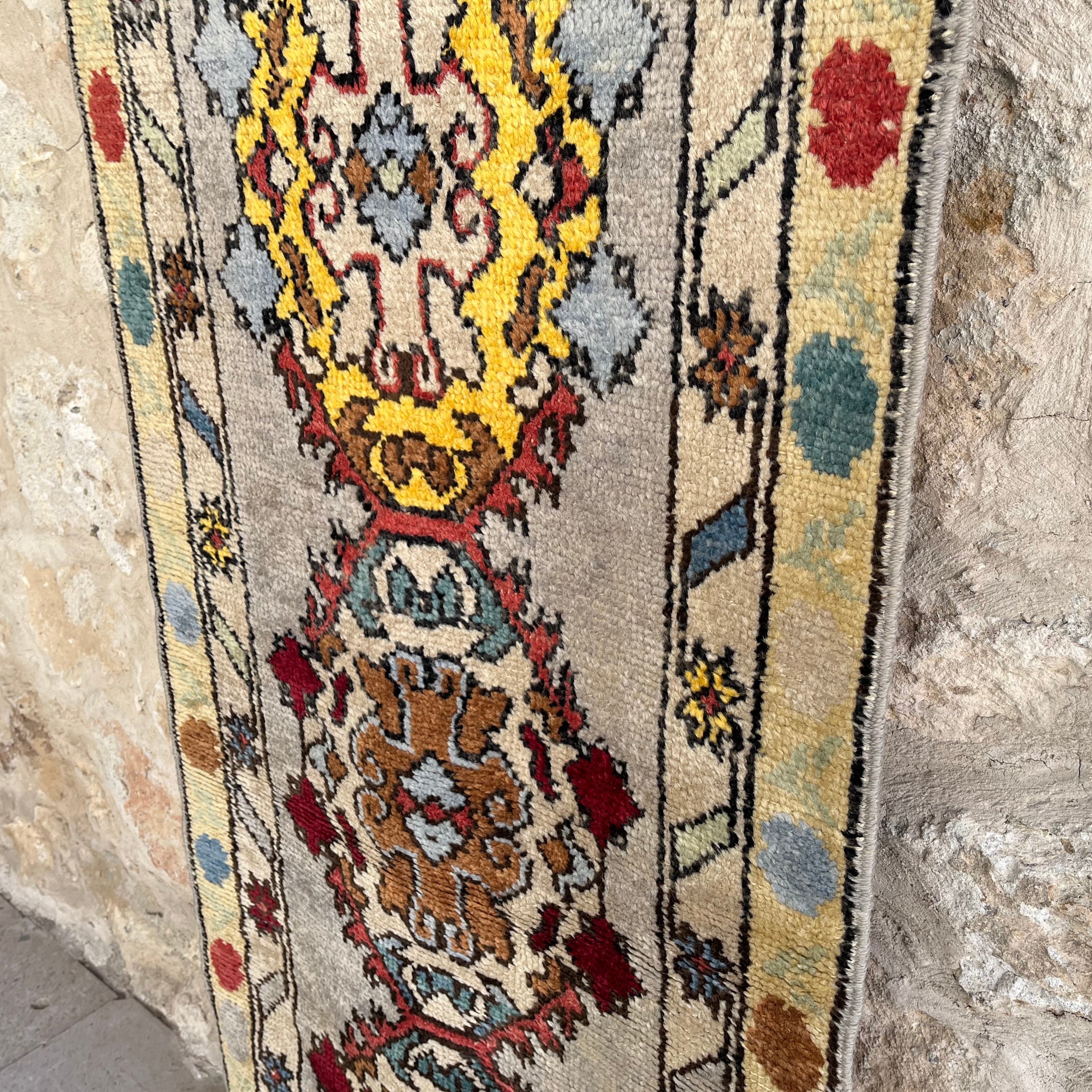 1970s gray vintage turkish runner rug with oushak design, hand-knotted weave and low pile.