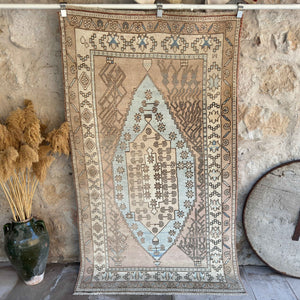 Rae - Vintage Wool Rug