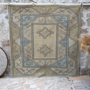Abra - Vintage Wool Rug