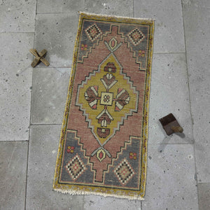 Kandy - Wool Traditonal Rug